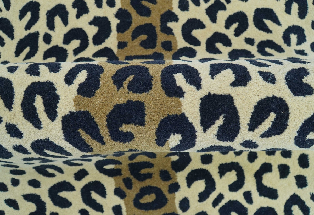 Animal Leopard Beige Hand Tufted 3x5 Wool Area Rug.