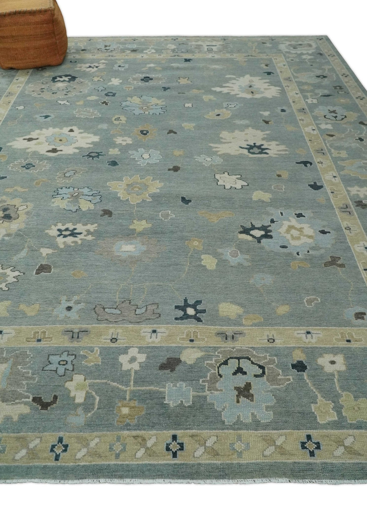 Antique Finish Multi Size Hand Knotted Oushak Silver and Beige Traditional Area Rug.