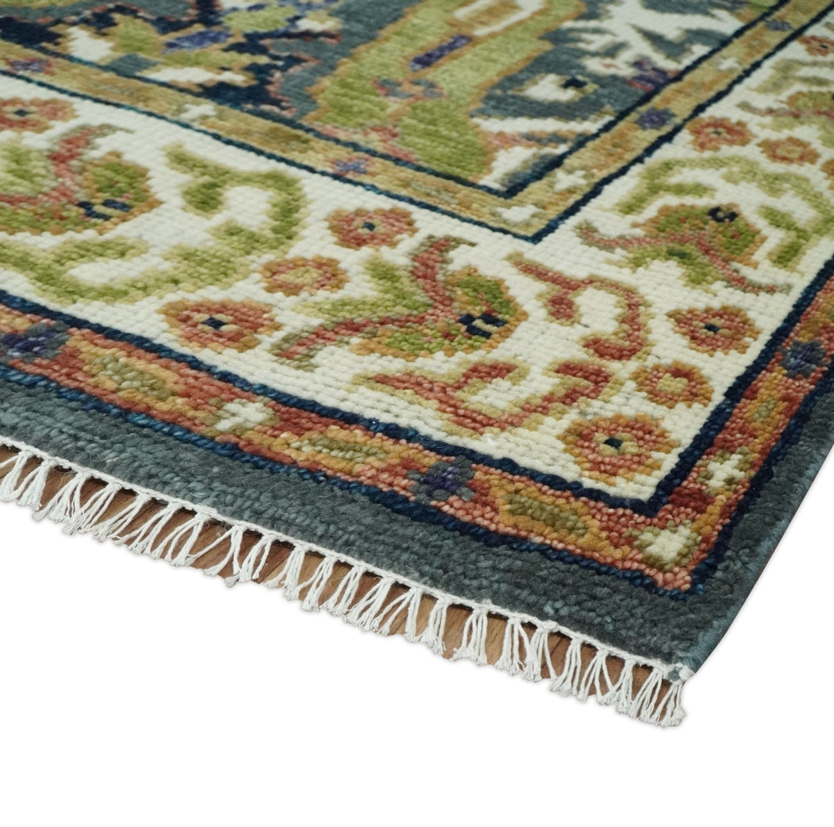 Antique look Hand knotted Green and Gray Traditional Large design wool Area Rug.