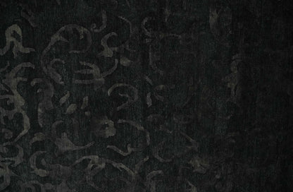 Antique Style Charcoal, Gray and Silver 8x10 Hand knotted wool Area Rug.