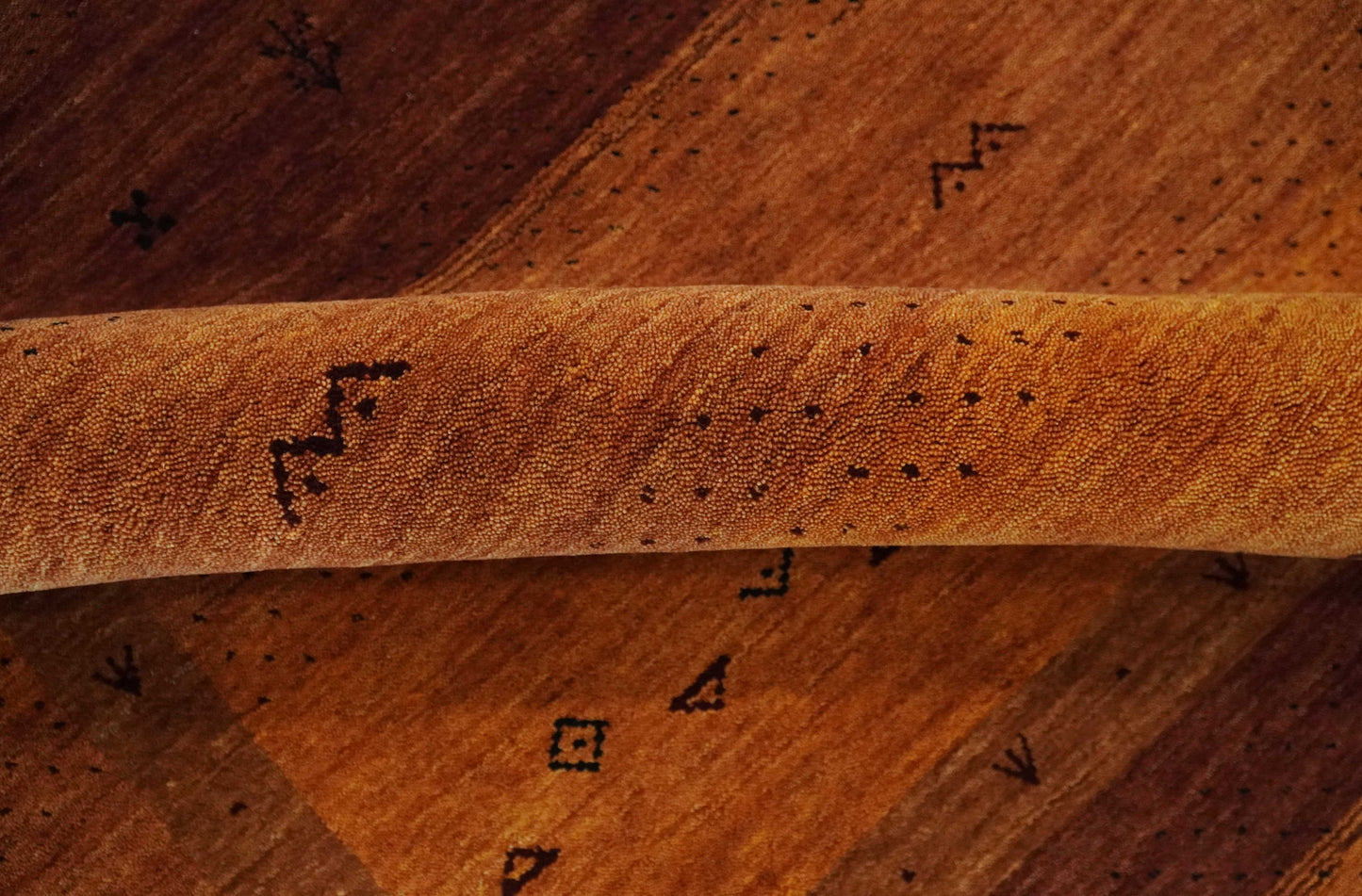 The Rug Decor Area Rug Custom Made geometrical Stripes Design Rust and Brown Hand loom wool Area Rug Custom Made geometrical Stripes Design Rust and Brown Hand loom wool Area Rug