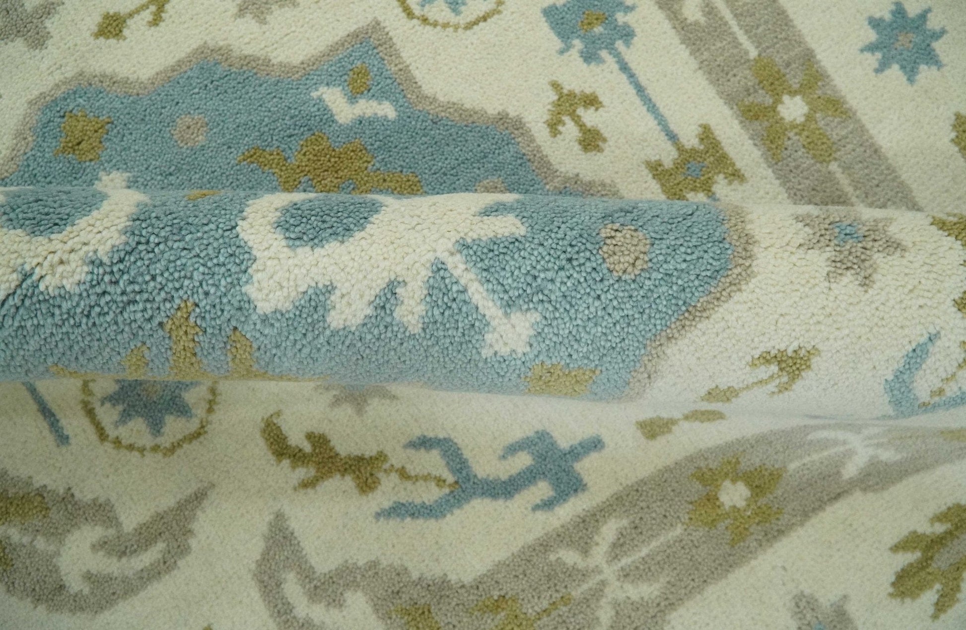 The Rug Decor Area Rug Custom Made Ivory, Olive and Teal Hand Knotted Traditional Medallion Mamluk Design wool Rug Custom Made Ivory, Olive and Teal Hand Knotted Traditional Medallion Mamluk Design wool Rug