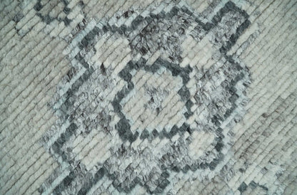 The Rug Decor Area Rug Hand Knotted Silver and Charcoal Traditional with Blended Custom Made Wool Rug Hand Knotted Silver and Charcoal Traditional with Blended Custom Made Wool Rug