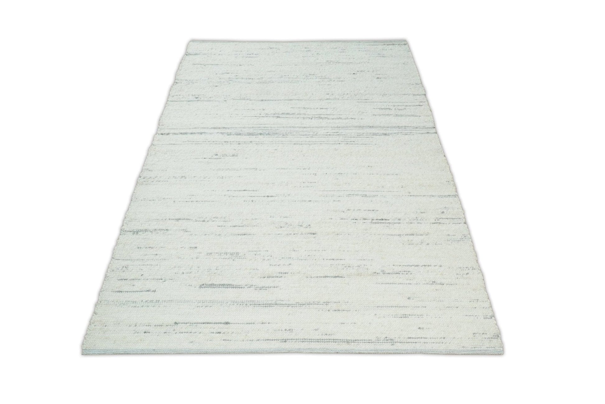 The Rug Decor Area Rug 5x8 Hand Made Woolen Chunky and Soft Ivory and Gray Area Rug Hand Made Woolen Chunky and Soft Ivory and Gray Area Rug