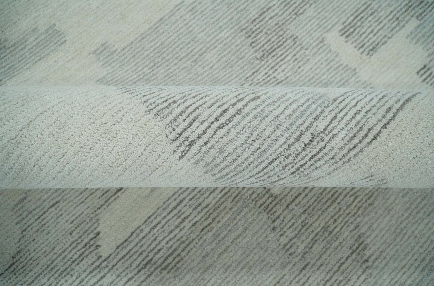 The Rug Decor Area Rug Hand Tufted Ivory, Silver and Blue Modern Abstract Custom Made wool Rug Hand Tufted Ivory, Silver and Blue Modern Abstract Custom Made wool Rug