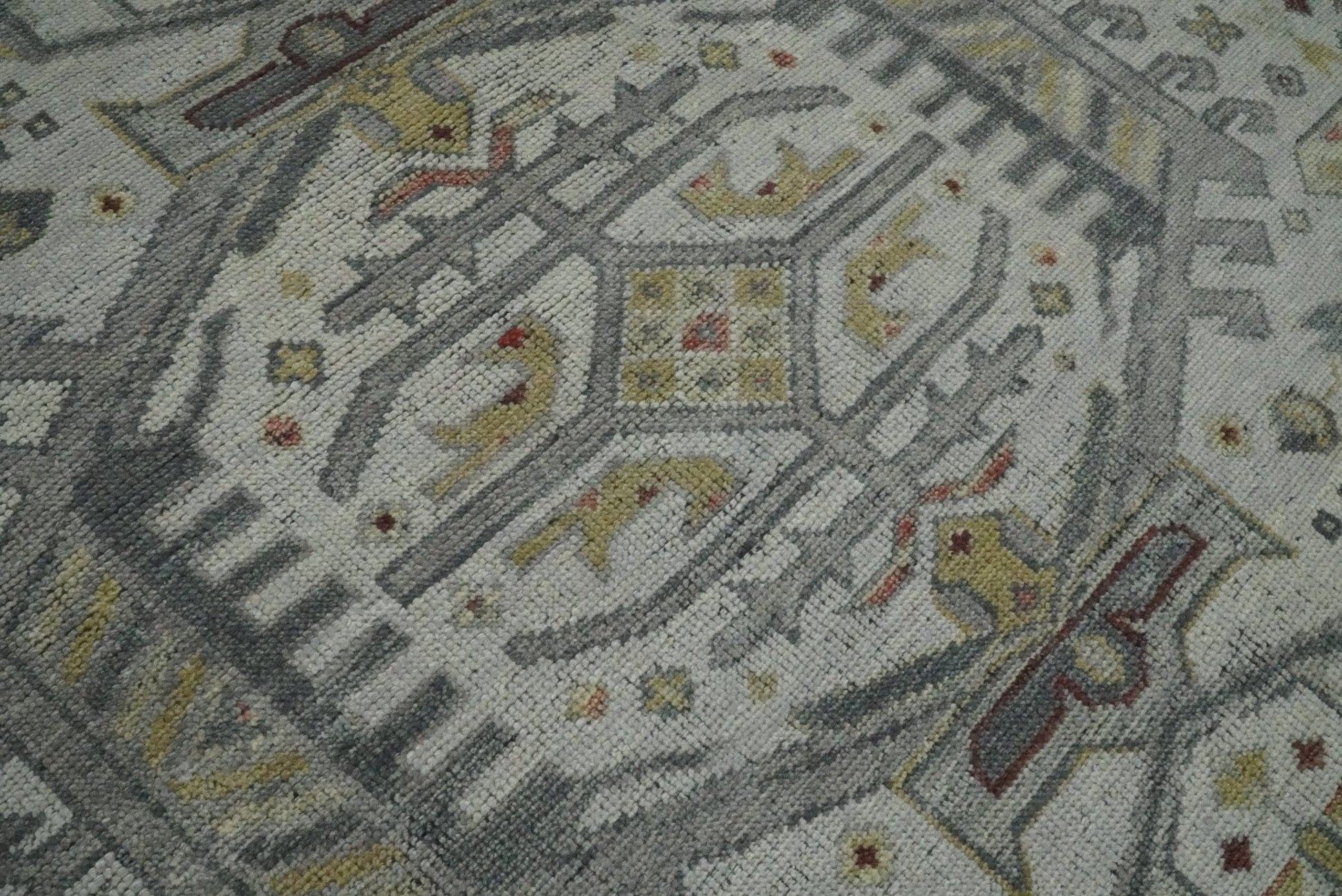 The Rug Decor Area Rug Vintage Distressed Turkish Hand Knotted Serapi Silver, Gray and Olive Traditional Custom Made wool Area Rug Vintage Distressed Turkish Hand Knotted Serapi Silver, Gray and Olive Traditional Custom Made wool Area Rug