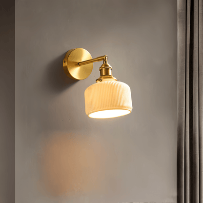 Arla Wall Lamp