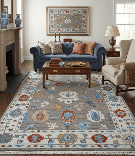 Artic Gray And Ivory Traditional Style Hand Tufted Wool Rug.