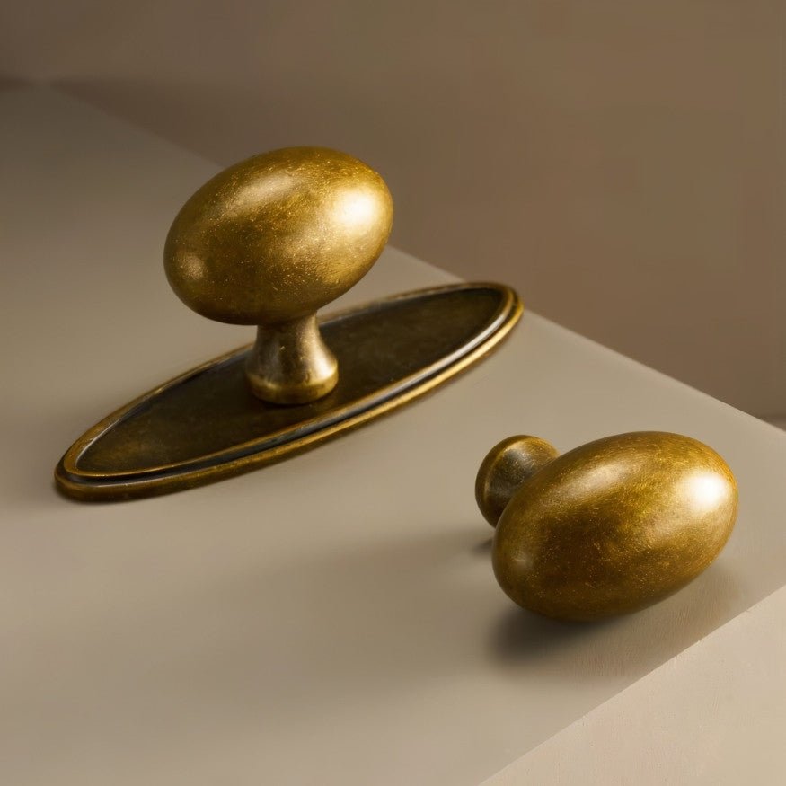 Atlas Knob.