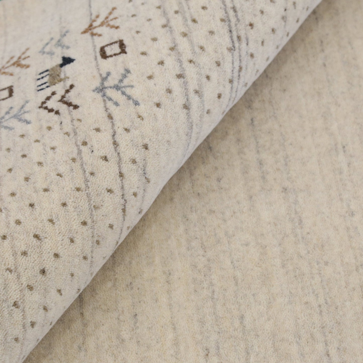 Beige Contemporary Solid Border Design Hand Loomed Wool Area Rug.