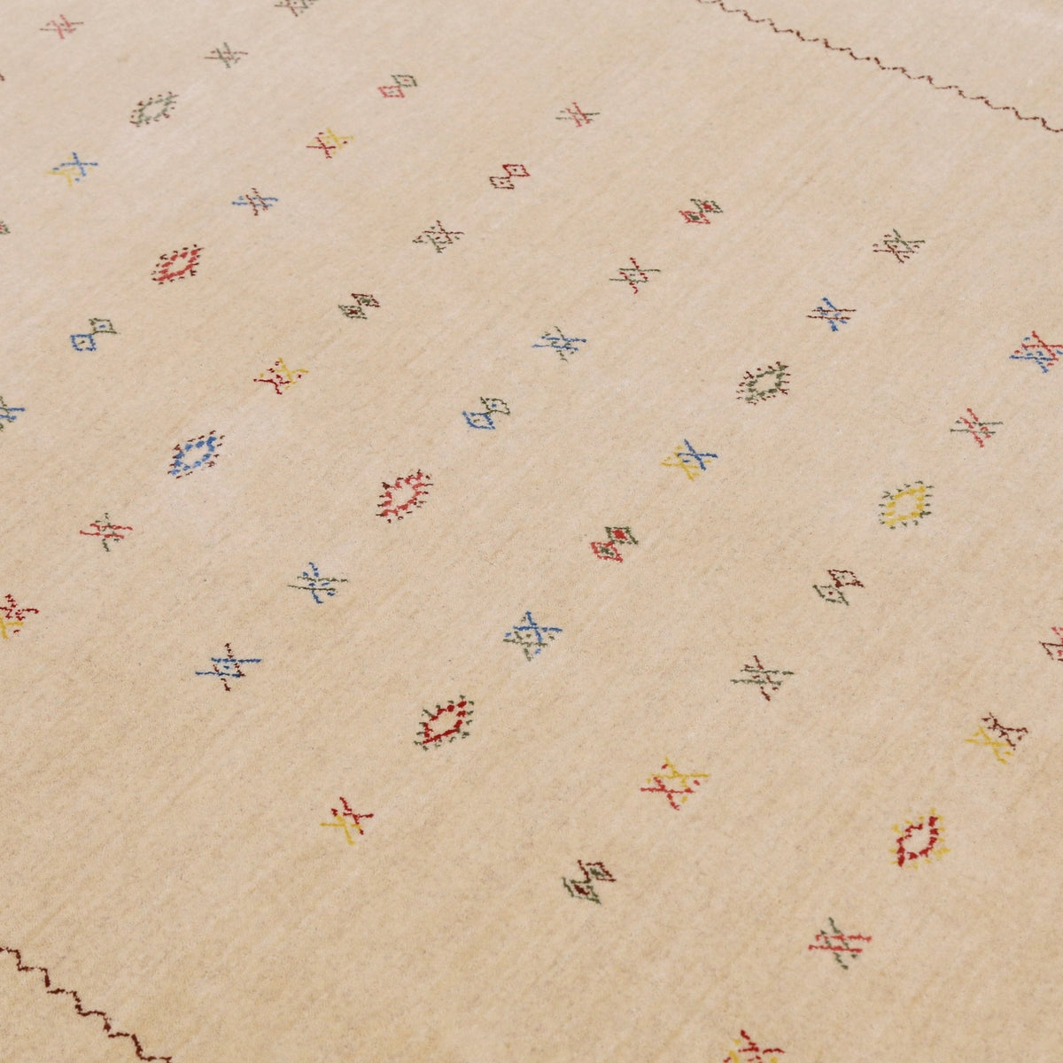 Beige Modern Design Hand Loomed Wool Area Rug.