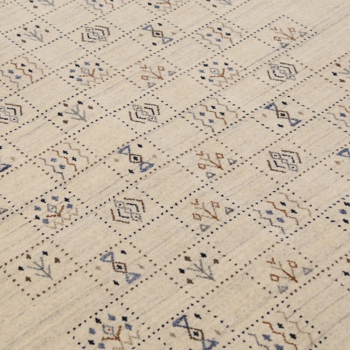 Beige Tribal Design Hand Loomed Wool Area Rug