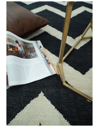 Black and Beige Chevron Design Hand Woven Dhurrie Rug.