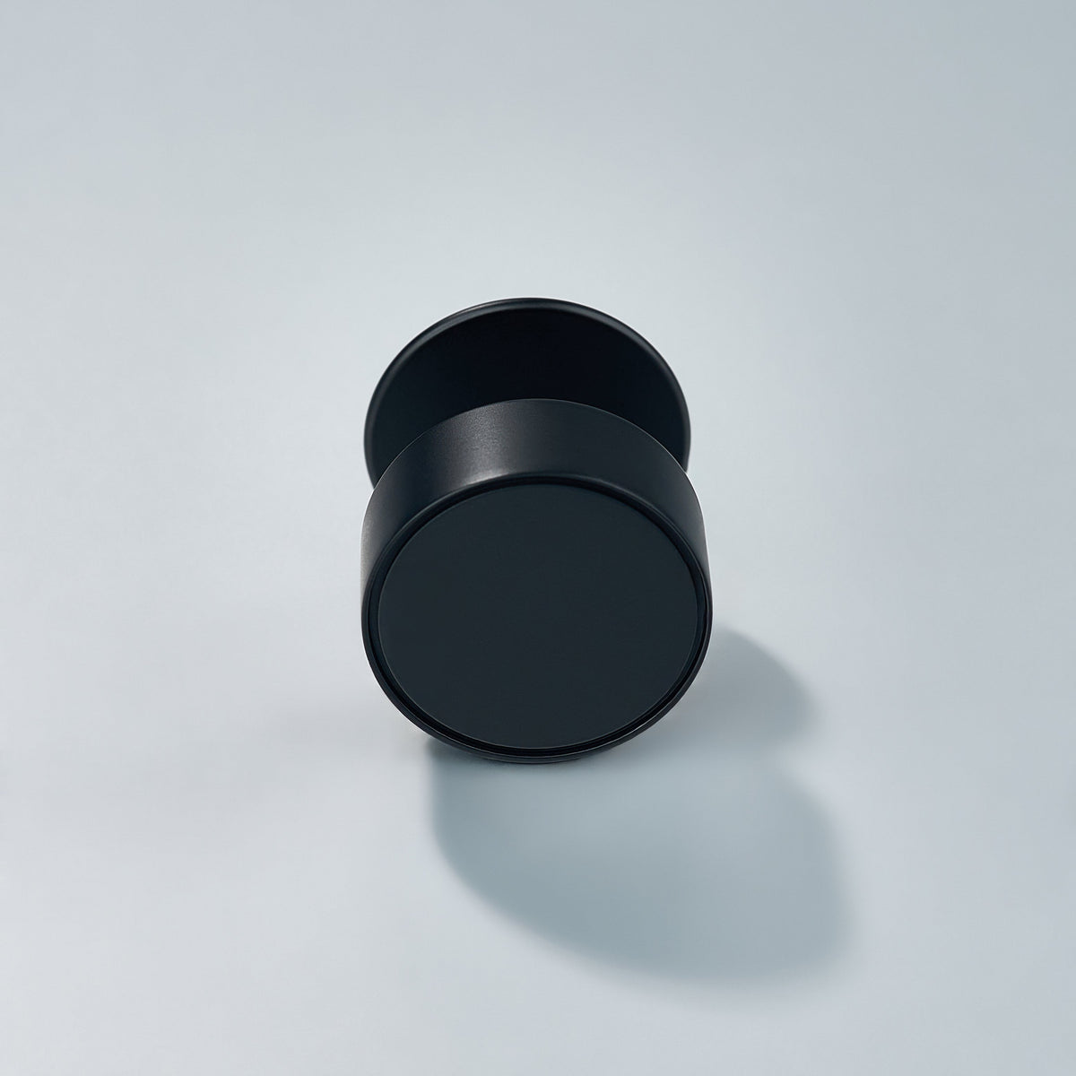 Gateau, Solid Brass Knobs.