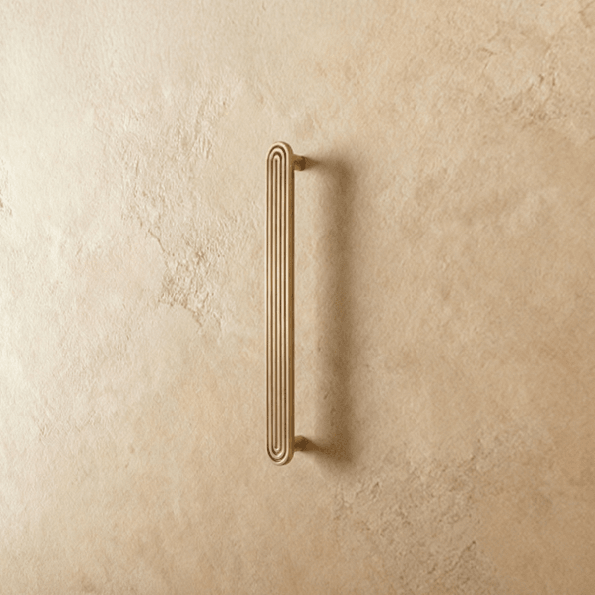 Blaris Knob And Pull Bar.