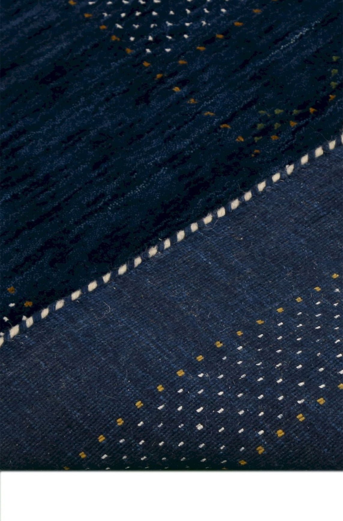 Blue And White Center Pattern Design Hand Loomed Wool Area Rug.