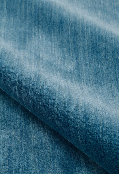 Blue Modern Solid Design Hand Loomed Wool Area Rug.