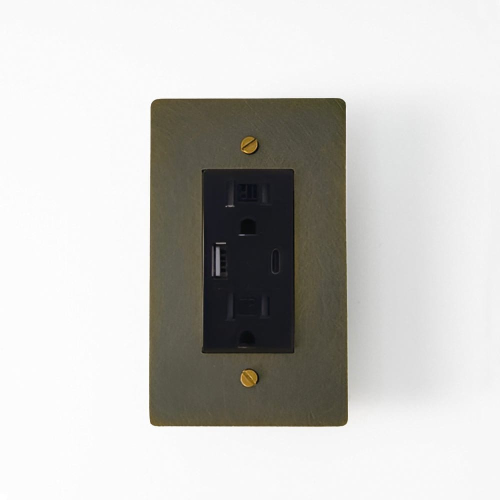 Residence Supply Bronze with Patina / 15A USB + Type C Socket Brass US Outlet (1-Gang)