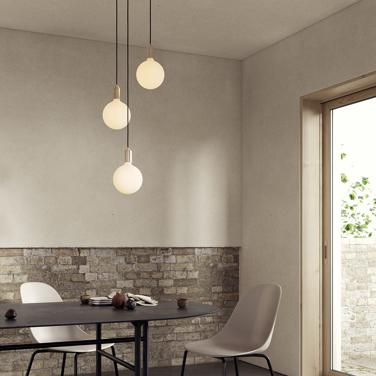Triple Pendant in Brass + Sphere IV.