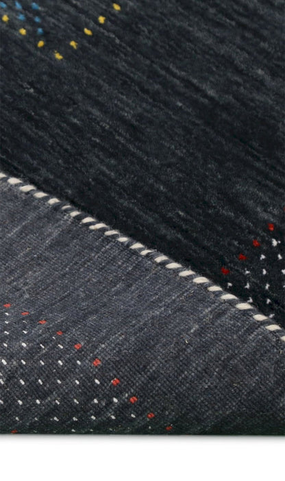 Charcoal Center Pattern Hand Loomed Wool Area Rug.