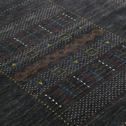 Charcoal Center Pattern Hand Loomed Wool Area Rug.
