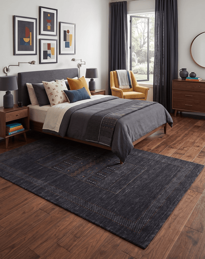Charcoal Center Pattern Hand Loomed Wool Area Rug.