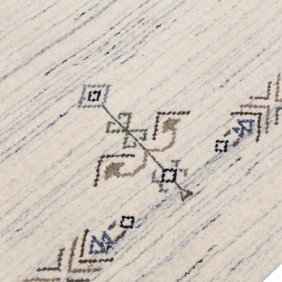 Contemporary Ivory Design Hand Loomed Wool Rug.