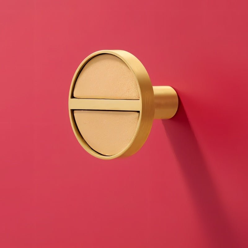 Crysi Knob.