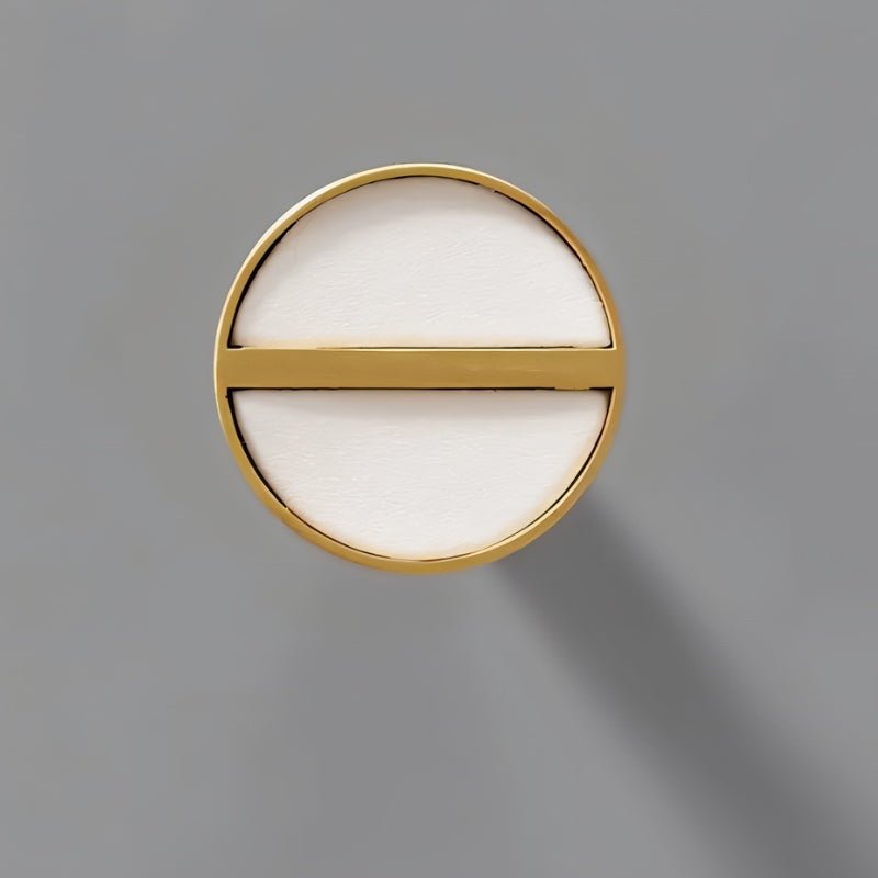 Crysi Knob.