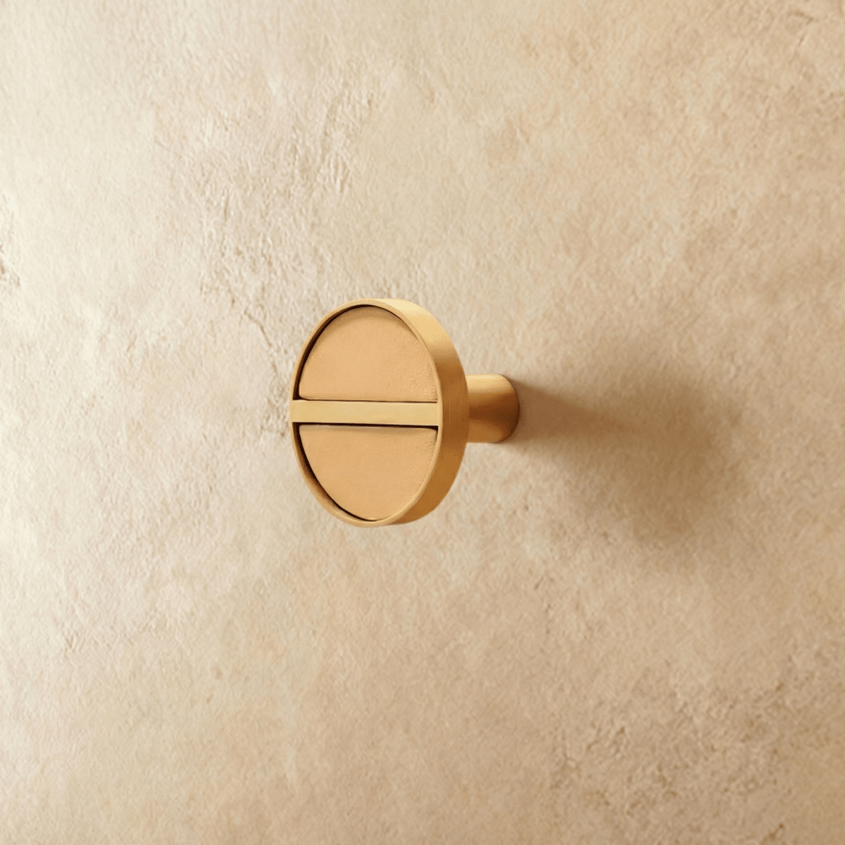 Crysi Knob.