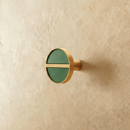 Crysi Knob.
