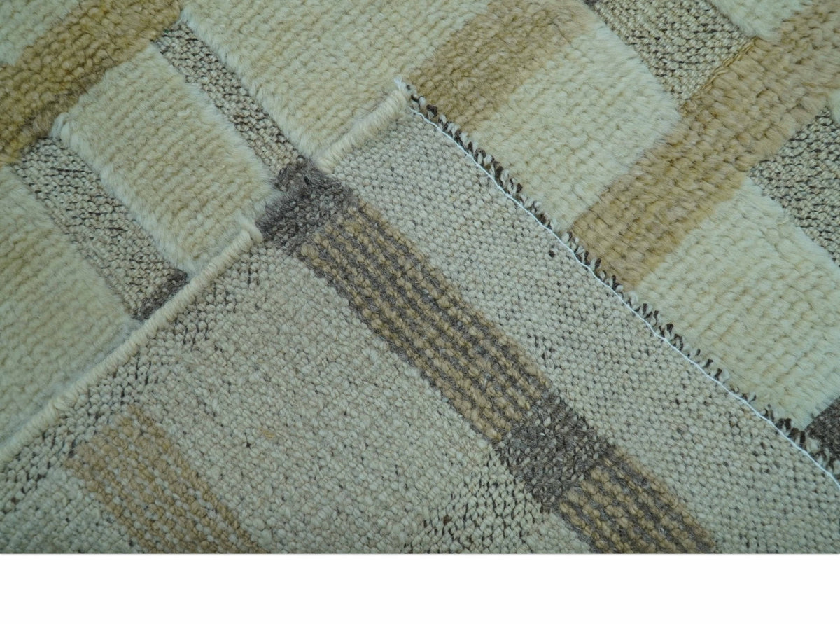 Custom Made Contemporary Design Beige And Gray Hand knotted wool Area Rug.