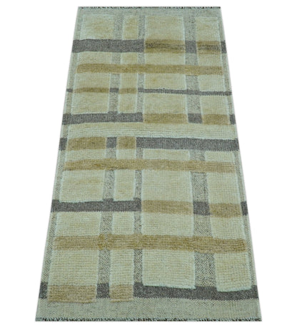 Custom Made Contemporary Design Beige And Gray Hand knotted wool Area Rug.