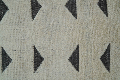 Custom Made Contemporary Design Black And Beige Hand knotted wool Area Rug.