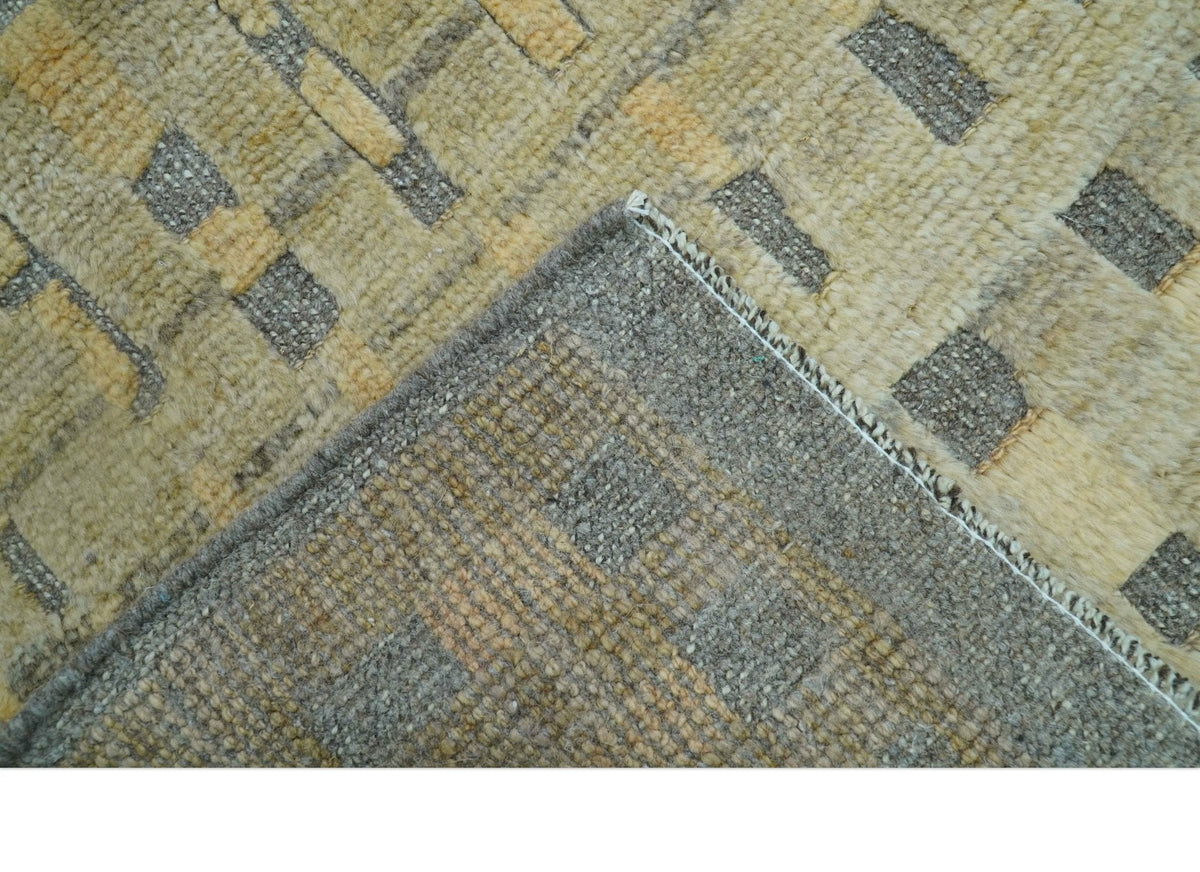 Custom Made Contemporary Design Gray And wheat Hand knotted wool Area Rug.