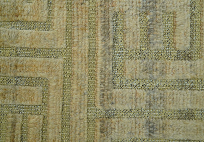 Custom Made Contemporary Design Gray And Wheat Hand knotted wool Area Rug.