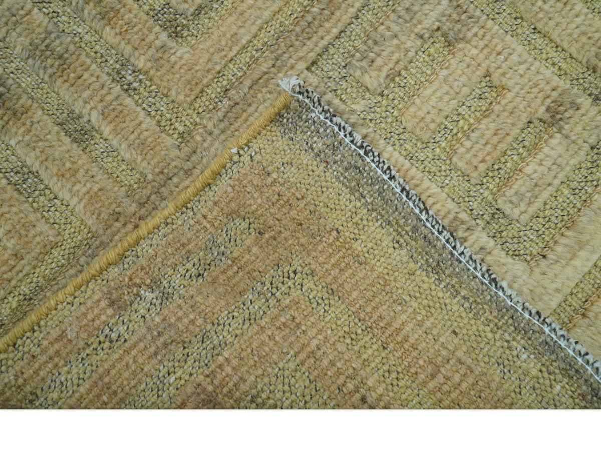 Custom Made Contemporary Design Gray And Wheat Hand knotted wool Area Rug.