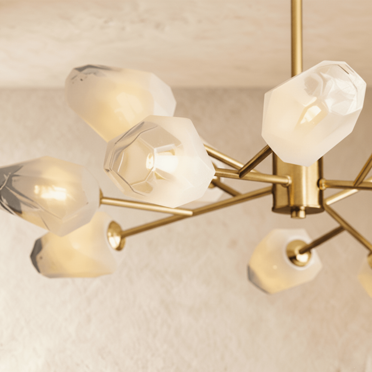 Delvo Chandelier