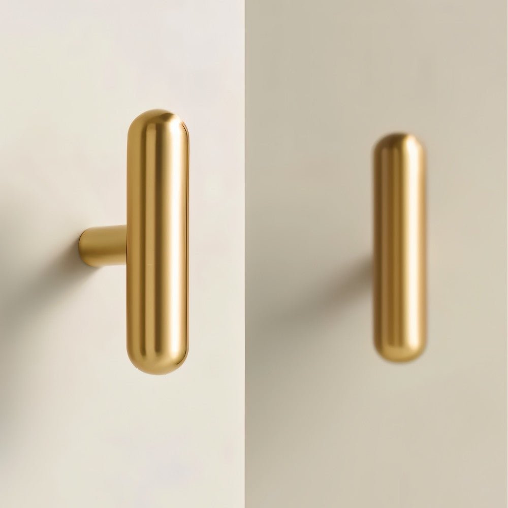 Eivor Knob And Pull Bar.