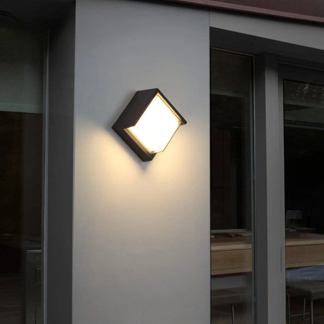 Residence Supply 6.3" / 16cm - 10W Ektos Outdoor Wall Lamp