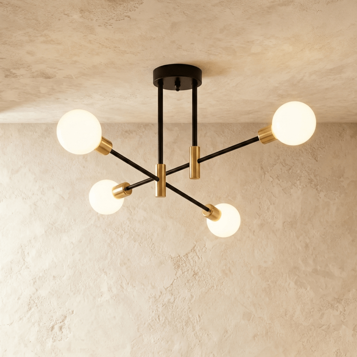 Elyn Chandelier.