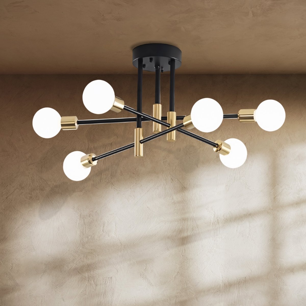 Elyn Chandelier.