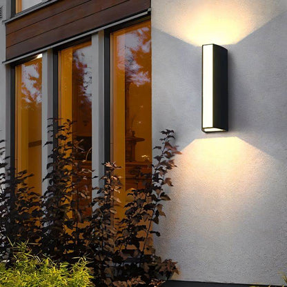 Erhan Outdoor Wall Lamp.
