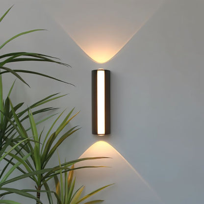 Erhan Outdoor Wall Lamp.