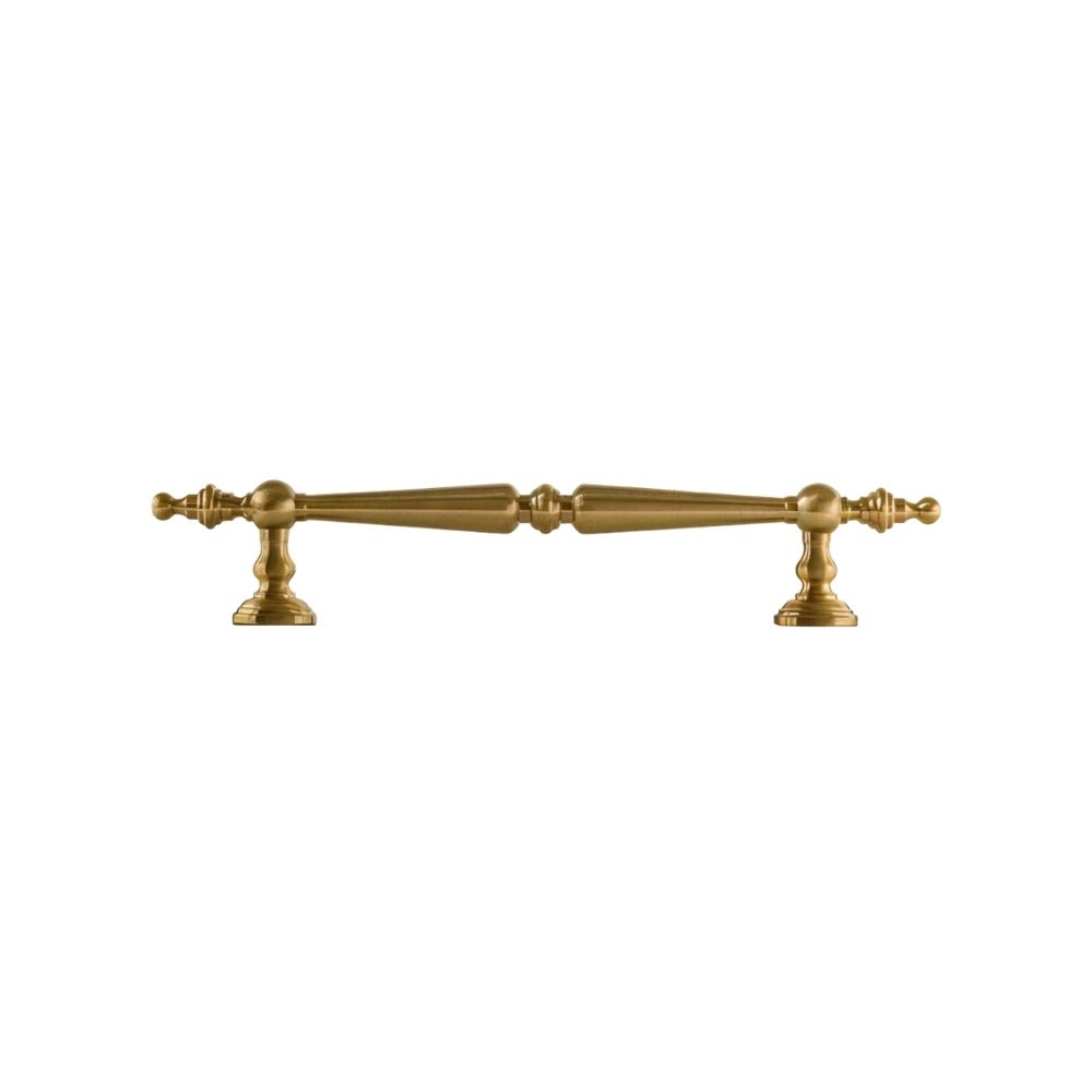 Evander Knob And Pull Bar.