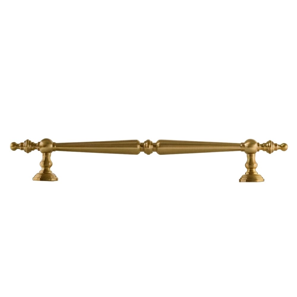 Evander Knob And Pull Bar.