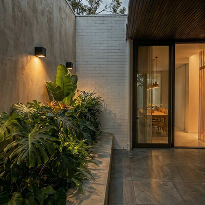 Evelyn Outdoor Wall Lamp.