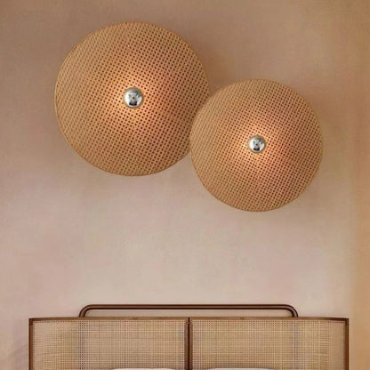 Falari Wall Lamp.