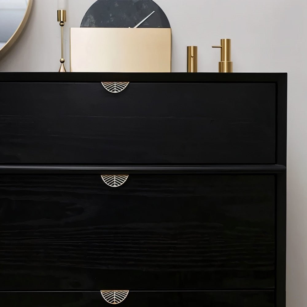 Friyas Drawer Pull.