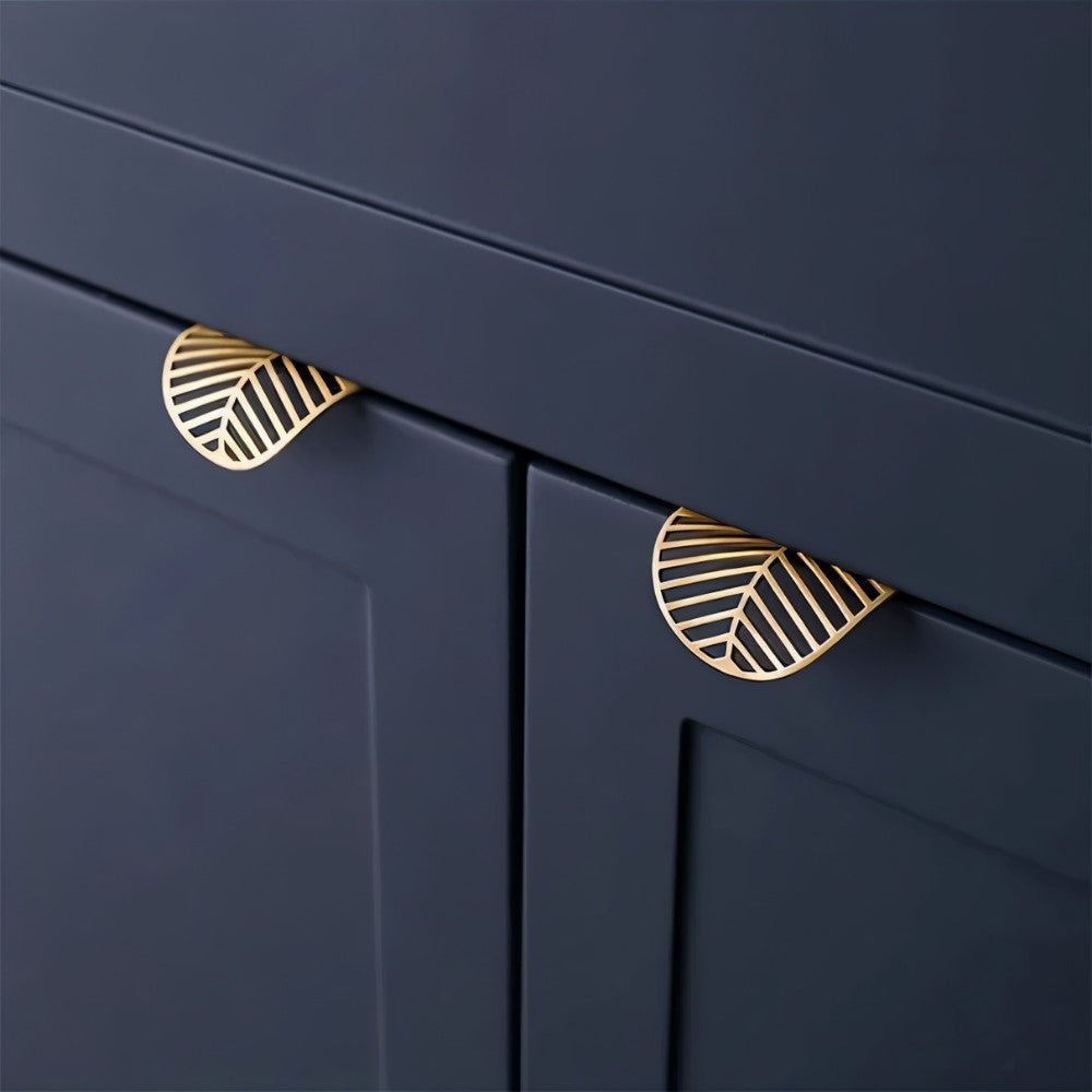 Friyas Drawer Pull.